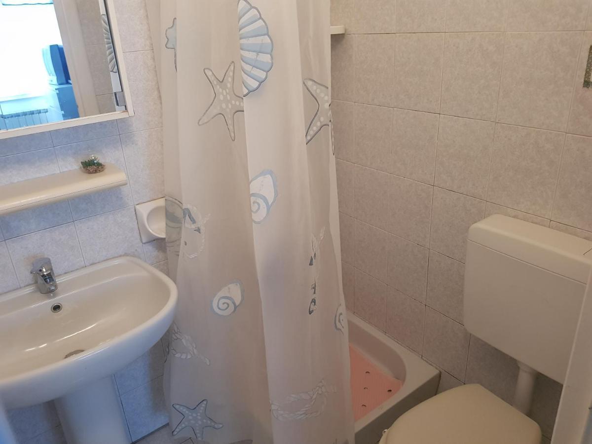 Holiday in Pietra Ligure Exterior foto